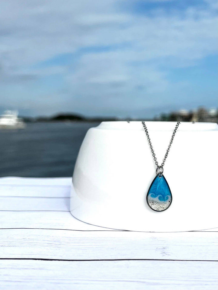 Florida Sand Rain Drop Wave Necklace