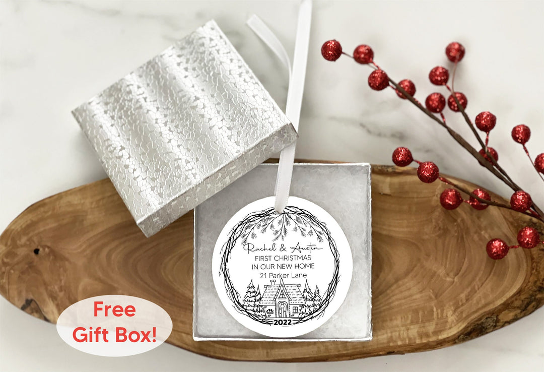 Merry and Married Christmas Ornament, Personalized  married Ornament,  Mr and Mrs Christmas ornament, Our First Christmas Married,  wedding